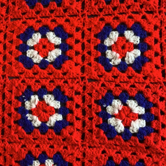 Americana Patriotic Granny Square Vintage Blanket - Picture 2 of 7